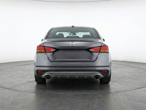 Used 2025 Nissan Altima 2.5 SV image 7