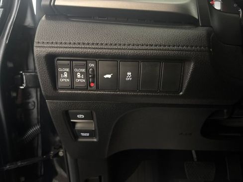 Used 2025 Honda Odyssey EX-L image 15