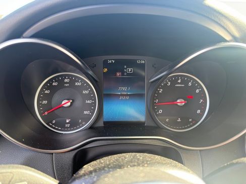 Used 2022 Mercedes-Benz GLC 300 4MATIC image 18