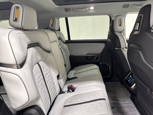 Used 2023 Rivian R1S Adventure image 23