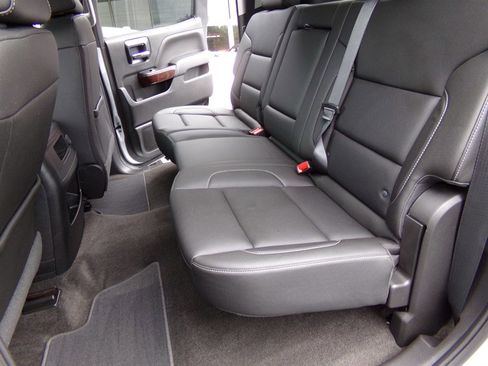 Used 2018 GMC Sierra 1500 SLT image 34