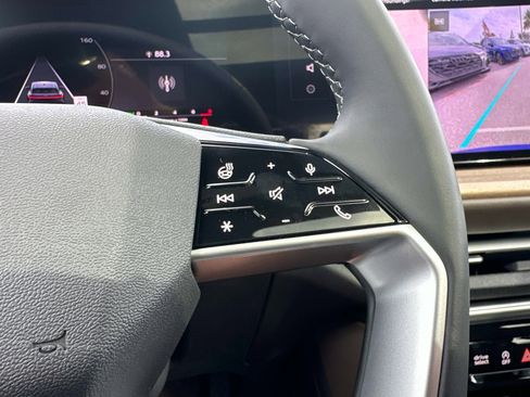 New 2025 Audi Q5 Prestige image 29