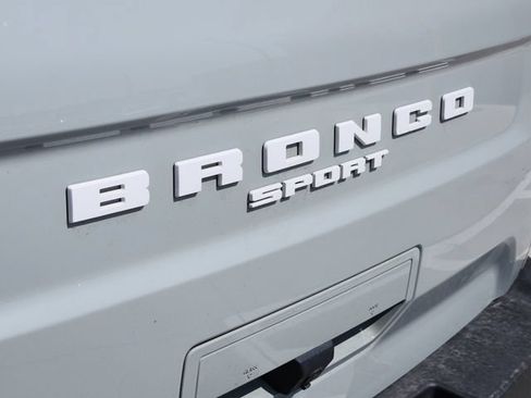 Used 2021 Ford Bronco Sport Outer Banks w/ Outer Banks Package AWD/4WD image 13