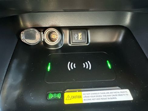 Certified 2025 Toyota RAV4 XLE image 37