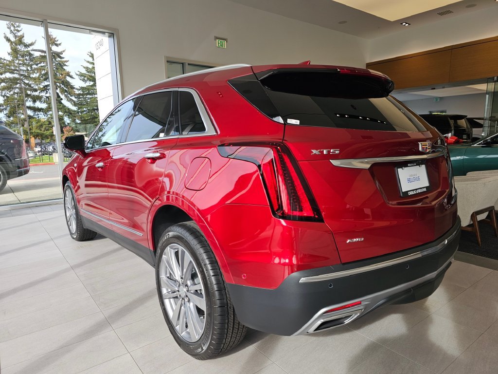 New 2026 Cadillac XT5 Premium Luxury w/ Driver Assist Package AWD/4WD image 4
