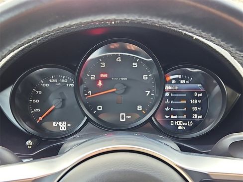 Used 2019 Porsche 718 Cayman image 27