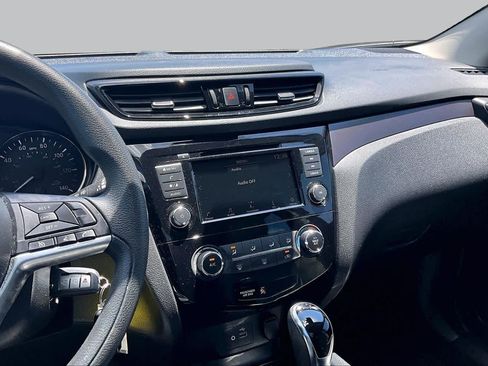 Used 2022 Nissan Rogue Sport S FWD image 7