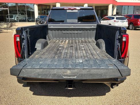Used 2024 GMC Sierra 3500 Denali w/ Denali Reserve Package AWD/4WD image 13