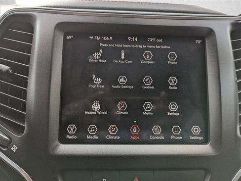 Used 2019 Jeep Cherokee Trailhawk w/ Comfort/Convenience Group image 18