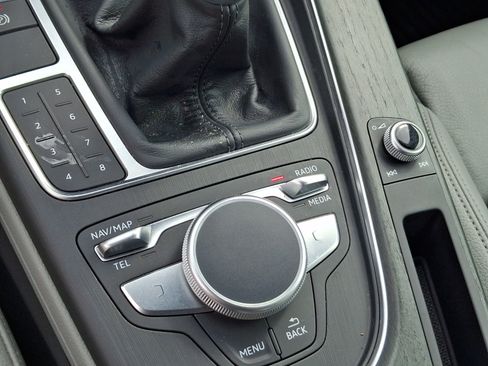 Used 2018 Audi A4 2.0T Premium Plus AWD/4WD image 27