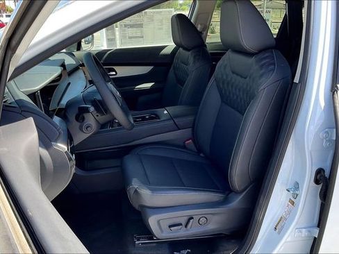 New 2026 Nissan Murano Platinum w/ Cargo Package AWD/4WD image 7