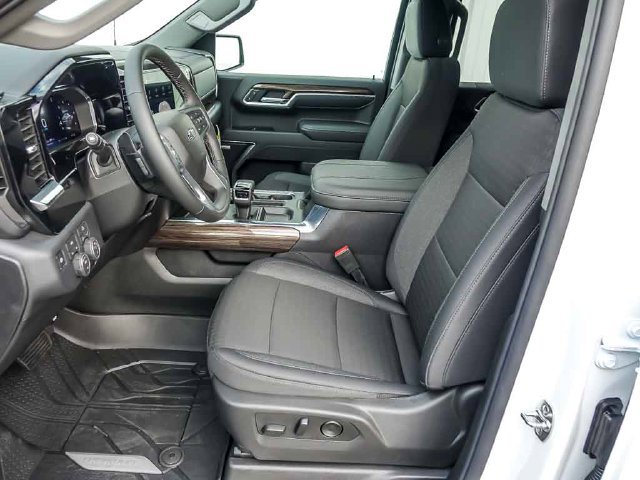 New 2026 Chevrolet Silverado 1500 RST w/ Convenience Package II AWD/4WD image 13