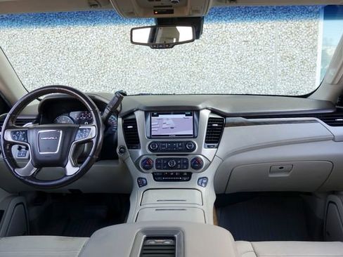 Used 2018 GMC Yukon XL Denali w/ Denali Ultimate Package image 7