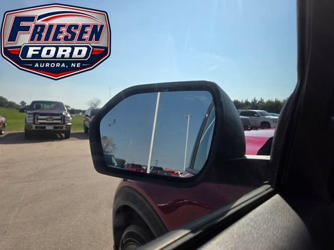 Used 2024 Ford Explorer XLT w/ Equipment Group 202A AWD/4WD image 10