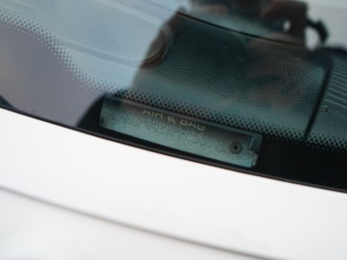 Used 1993 Ford Mustang LX image 21