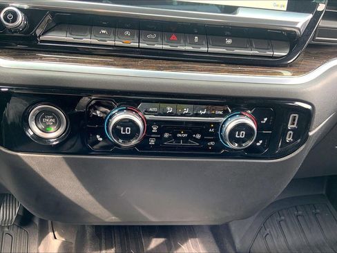 Used 2022 GMC Sierra 1500 Elevation w/ LPO, Elevation Black Package image 35