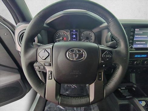 Used 2021 Toyota Tacoma TRD Off-Road AWD/4WD image 28