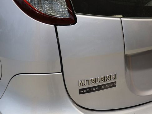 Used 2012 Mitsubishi i SE image 34