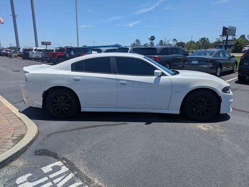 Used 2021 Dodge Charger R/T RWD image 4