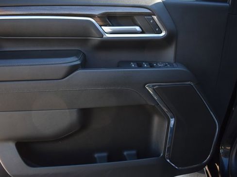 Used 2024 Chevrolet Silverado 2500 LT image 16