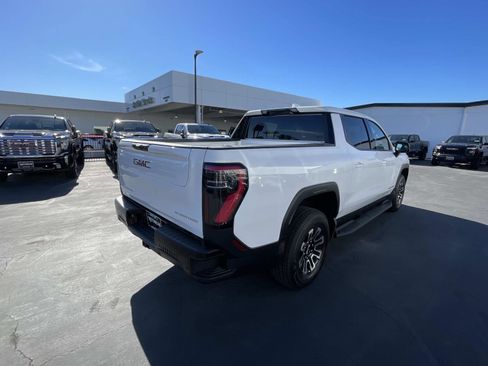 New 2026 GMC Sierra EV Elevation image 5