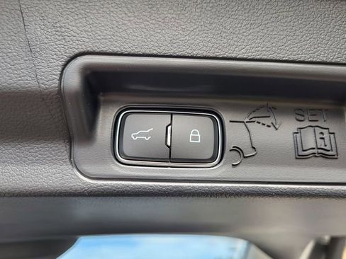 New 2026 Ford Explorer Active w/ Active Comfort Package image 7