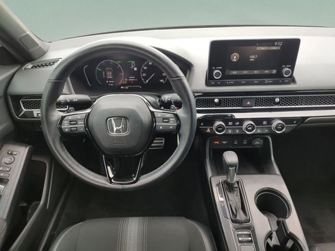 Used 2025 Honda Civic Sport image 10