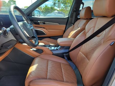Certified 2025 Kia Telluride SX Prestige X-Line AWD/4WD image 23