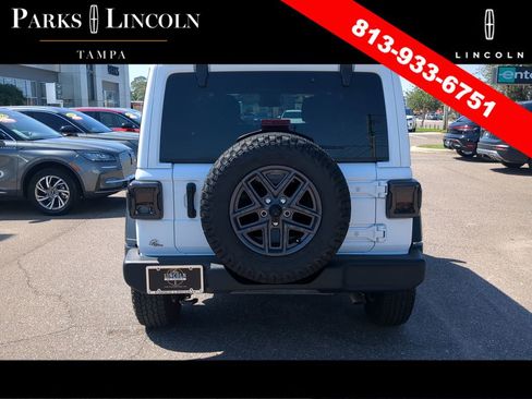 Used 2024 Jeep Wrangler Sport S image 5