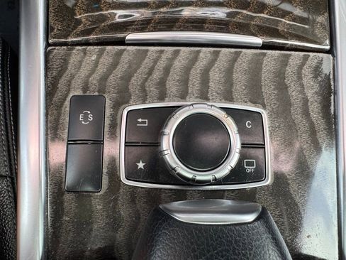 Used 2016 Mercedes-Benz E 350 Sedan image 27