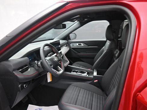 New 2026 Ford Explorer ST-Line w/ ST-Line Street Pack AWD/4WD image 19