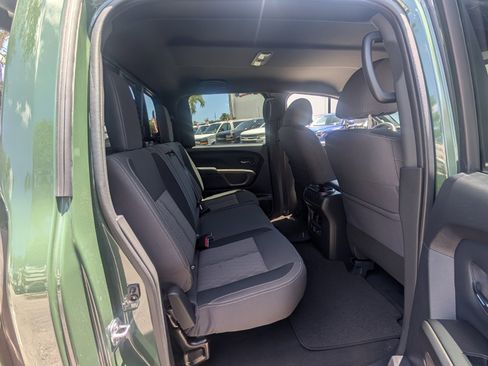 Used 2024 Nissan Titan SV w/ SV Bronze Edition Package RWD image 15