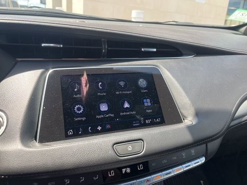 Used 2023 Cadillac XT4 Premium Luxury w/ Cold Weather Package image 5