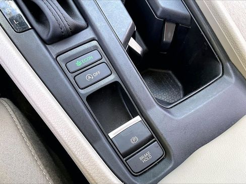 Used 2024 Honda Accord EX image 25