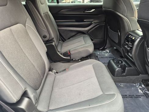 Used 2023 Jeep Grand Cherokee L Laredo AWD/4WD image 21