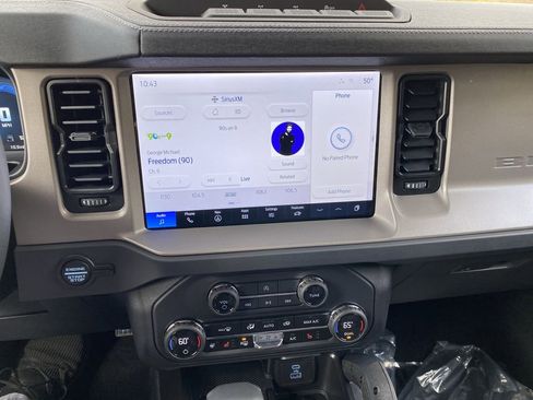 New 2025 Ford Bronco Outer Banks w/ Sasquatch Package image 9