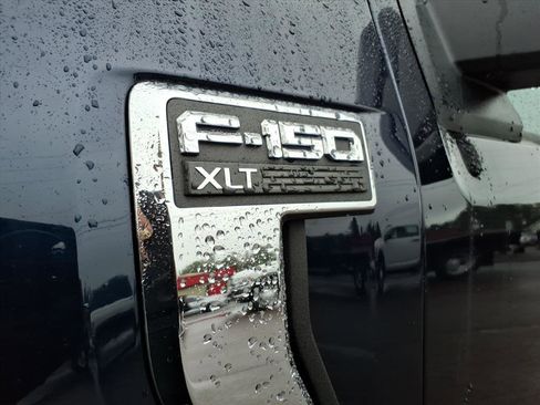 Used 2023 Ford F150 XLT image 2