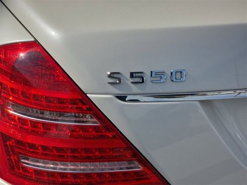 Used 2013 Mercedes-Benz S 550 w/ Sport Pkg image 19