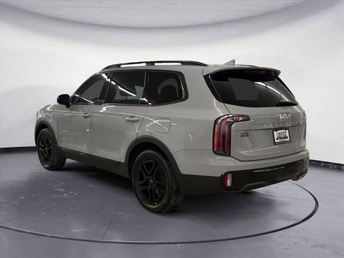 Used 2024 Kia Telluride SX Prestige X-Line image 4