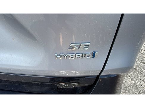 Certified 2024 Toyota RAV4 SE w/ Weather Package AWD/4WD image 8