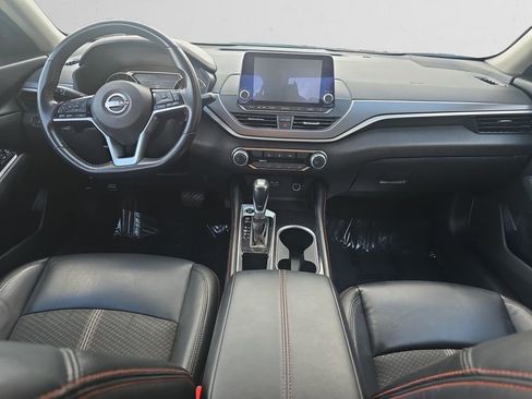 Used 2024 Nissan Altima 2.5 SR image 10