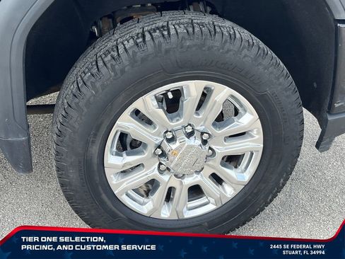 Used 2021 GMC Sierra 3500 Denali w/ Denali Ultimate Package AWD/4WD image 21