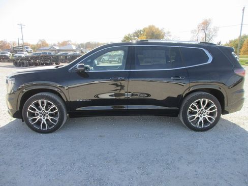 New 2026 GMC Acadia Denali Ultimate image 9