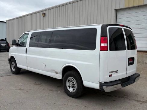 Used 2016 Chevrolet Express 3500 LT w/ LT Preferred Equipment Group RWD image 5