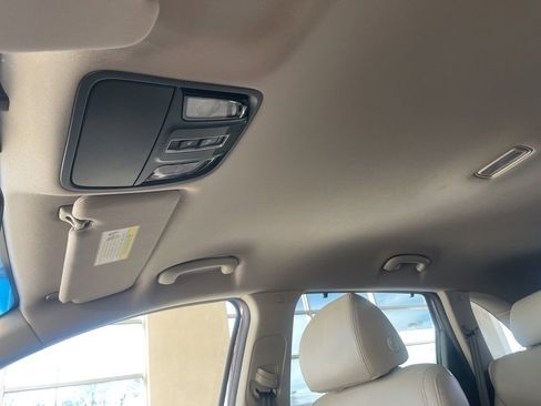 Used 2018 Kia Sorento EX image 4