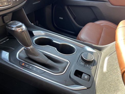 Used 2019 Chevrolet Traverse High Country image 34