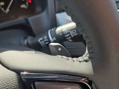 New 2026 Honda Odyssey Touring image 18