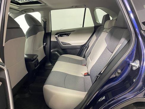 Certified 2022 Toyota RAV4 XLE image 11
