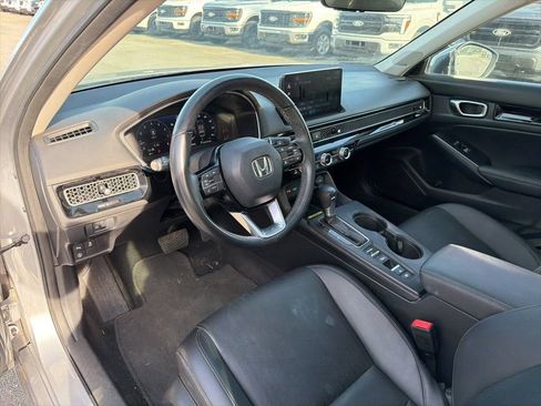 Used 2024 Honda Civic Touring image 8