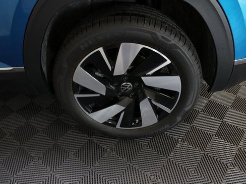 New 2025 Volkswagen Atlas Cross Sport SEL image 20